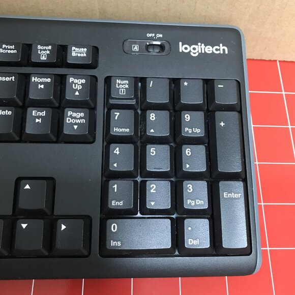 Logitech Wireless Keyboard & Mouse Combo - Picture 3 of 13